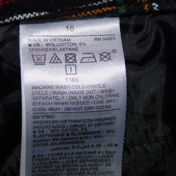 Old Navy Womens 16 Red Black Green Plaid Pixie Pant - Picture 3 of 6